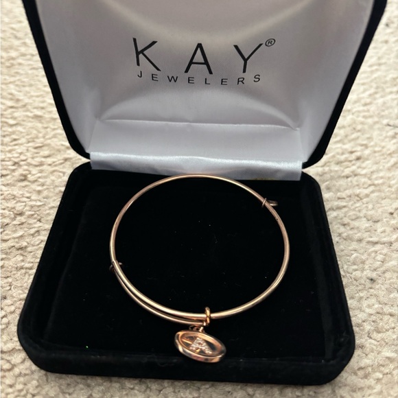 Bracelet - Picture 2 of 3